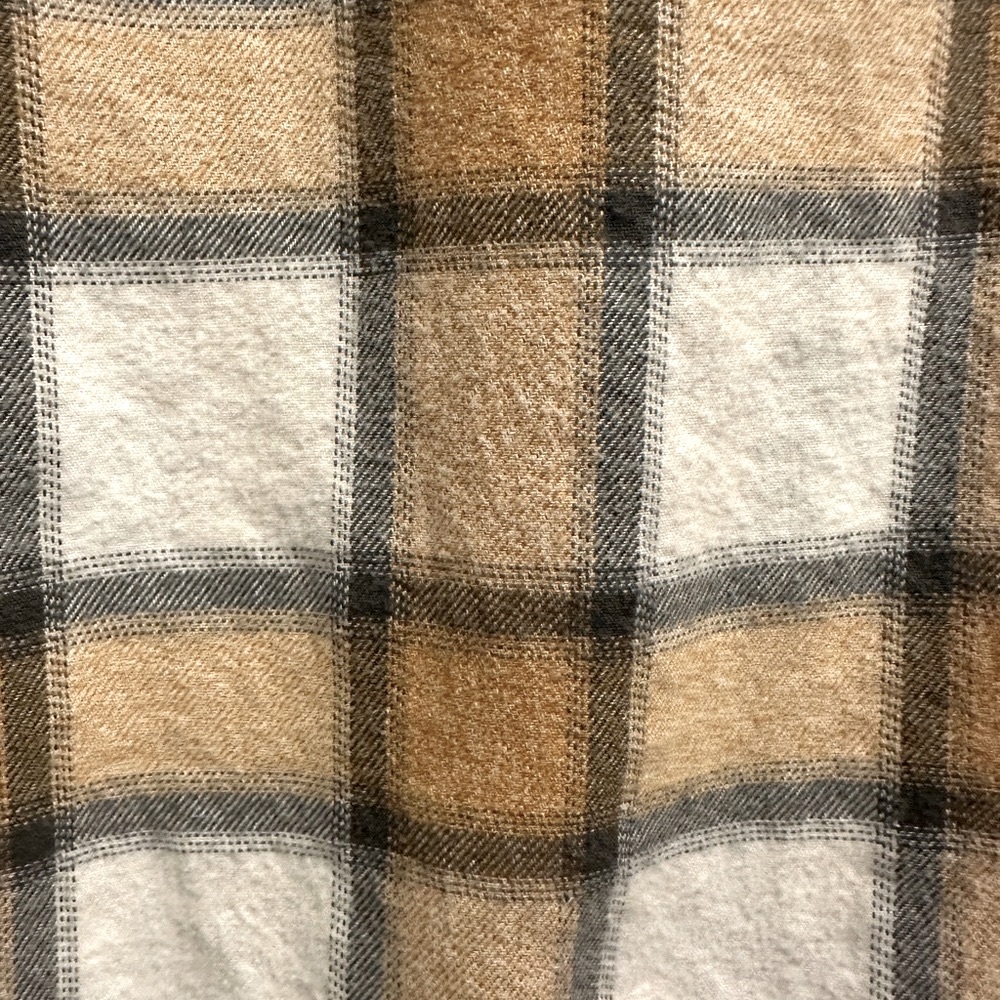 Cabela’s Natural Reflections tan/gray/white hooded flannel shirt. Size Medium. - Picture 6 of 7